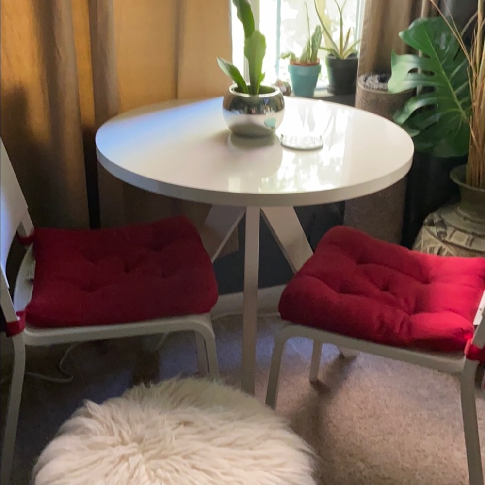 Dinning table